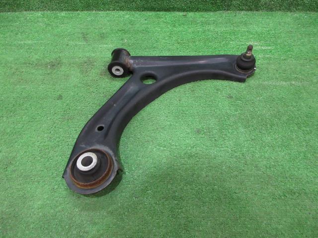 ラパン DBA-HE33S 右Fロアアーム 45201-74P10