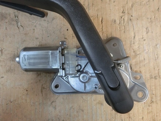 タント L350S リアワイパーモーター アーム ブレード バックドア