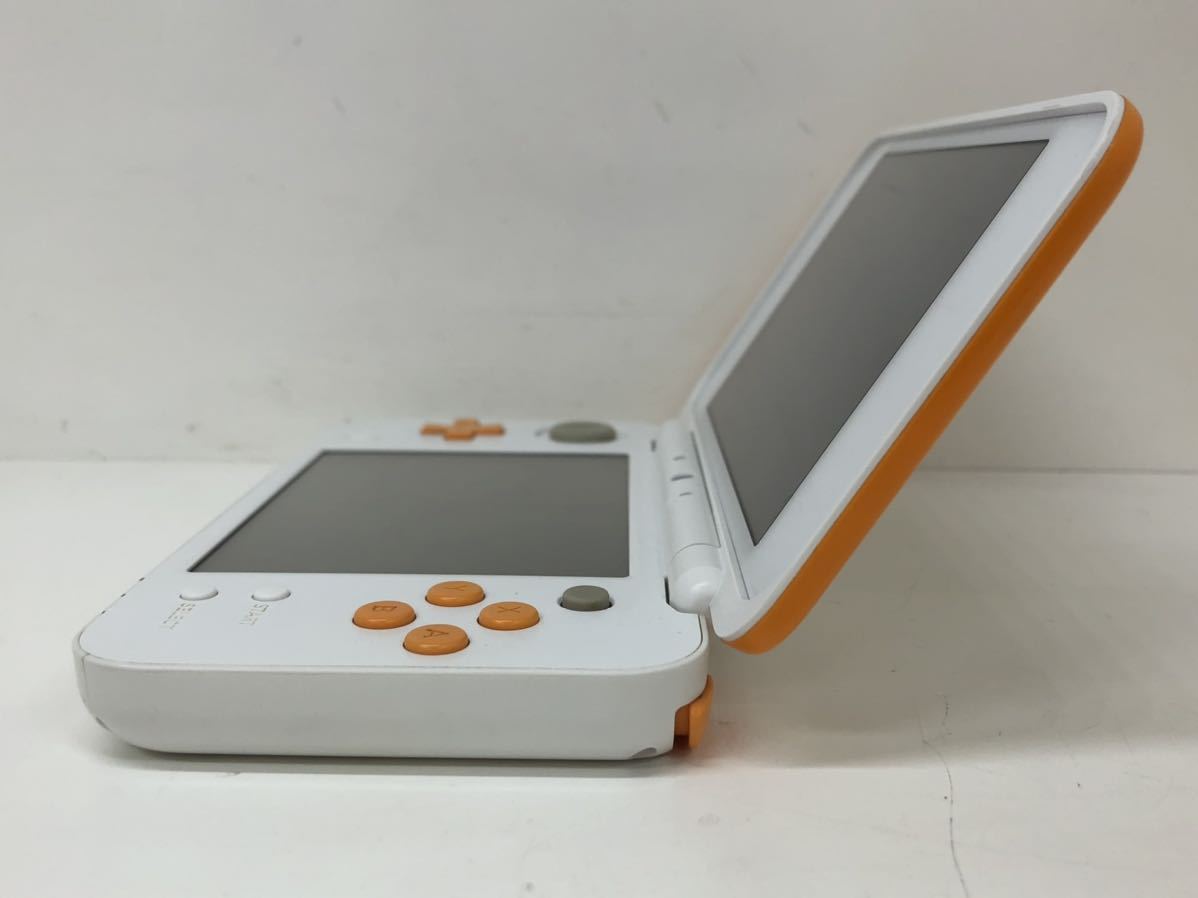 Nintendo ニンテンドー New ニンテンドー2DS LL ホワイト × オレンジ 