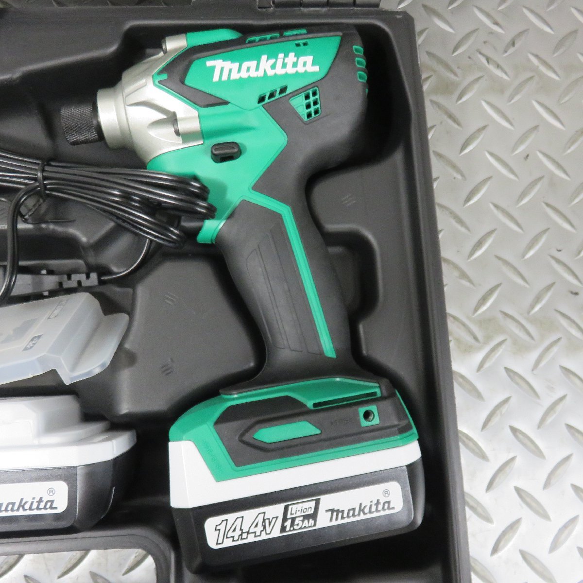 稼動品 makita/マキタ 充電式 インパクトドライバ MTD001DSX マキタ 