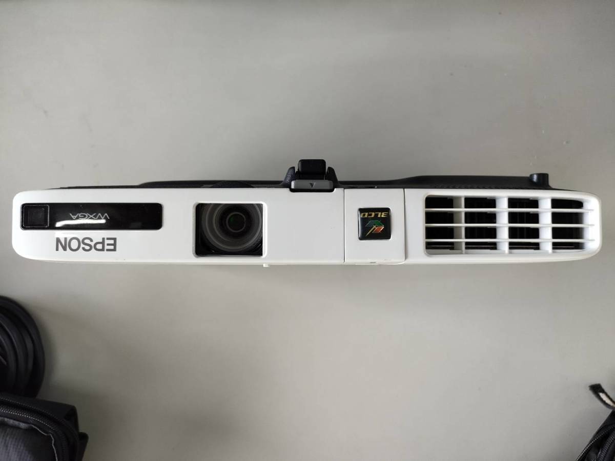 EPSON プロジェクター [EB-1776W] / ランプ点灯時間：448時間、3000