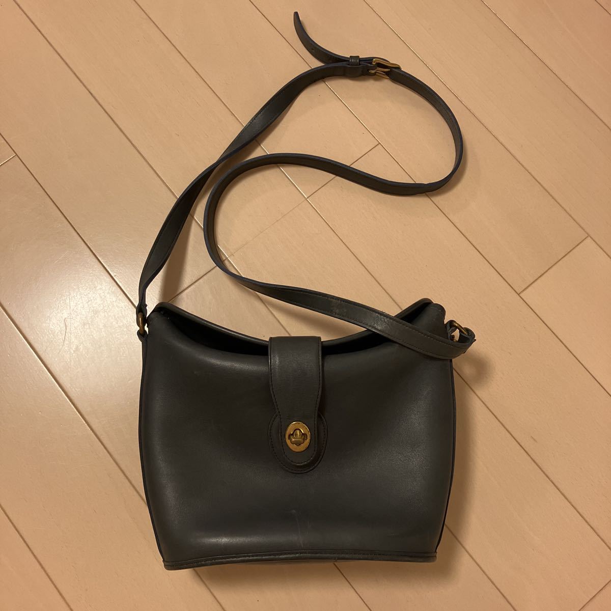 COACH コーチ ショルダーバッグ 品 濃いグレー(その他)｜売買された 