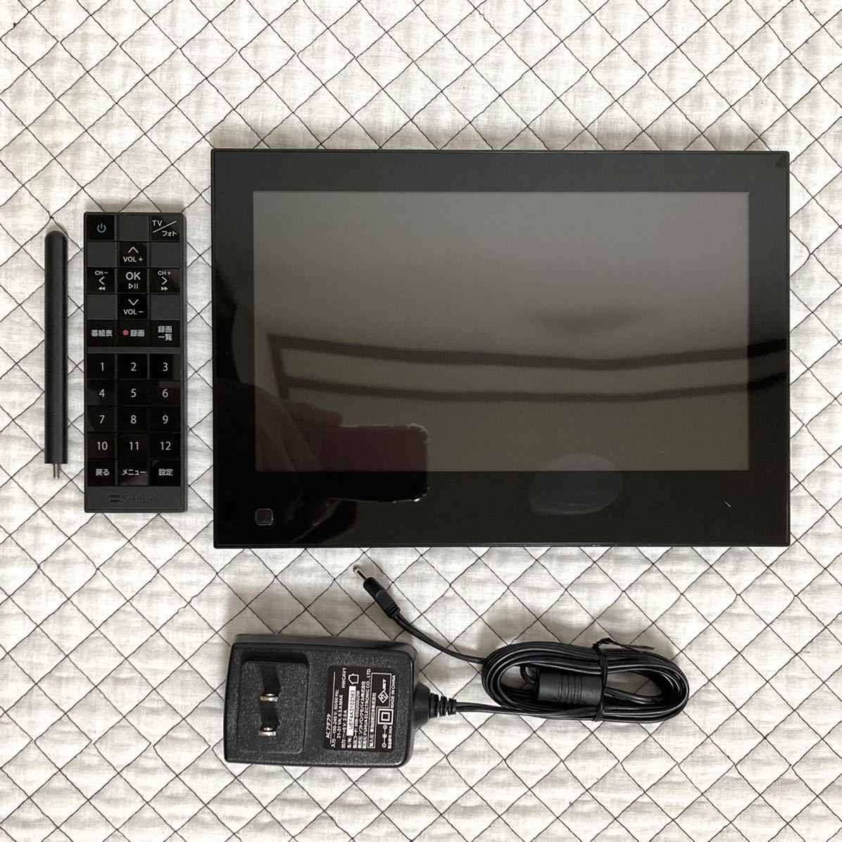 圏外表示無】SoftBank PhotoVisionTV 202HW 地デジ防水テレビ 全画面化