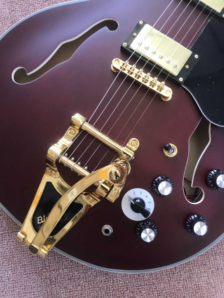 ノーブランド◎Gibson 風◎エレキギター セミアコースティック ES335 
