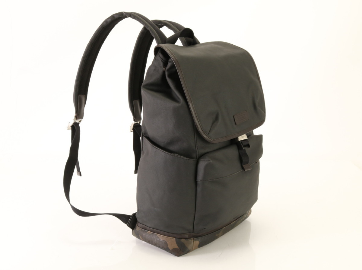 □1円□美品□定価66，000円□コーチ□シグネチャー 迷彩 カモフラ 