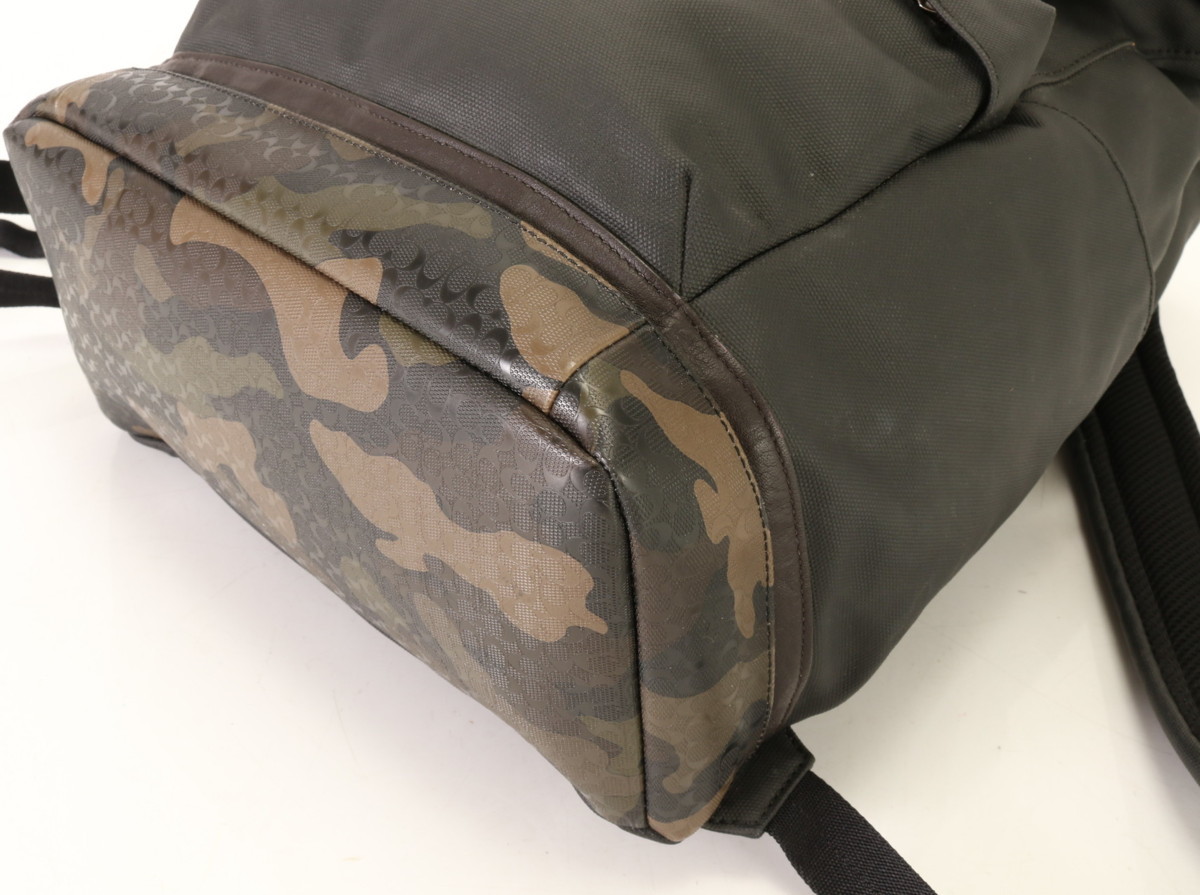 □1円□美品□定価66，000円□コーチ□シグネチャー 迷彩 カモフラ 