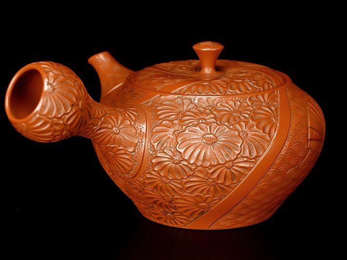 山田 宝生 作 朱泥とぎだし点刻 総彫 菊梅花瓢箪文 横手 茶注 共箱 