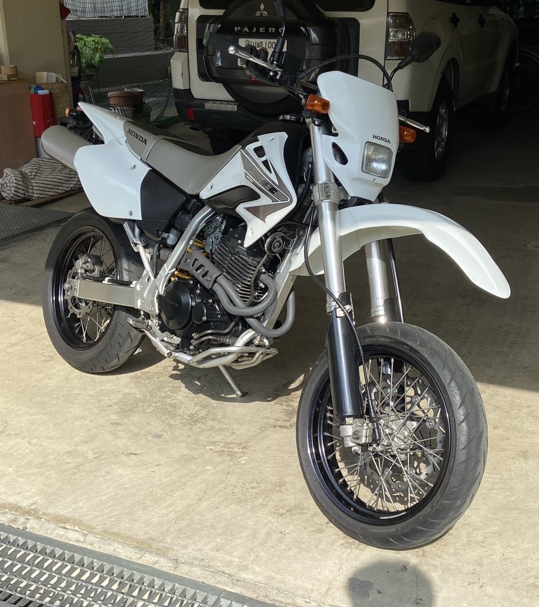 XR400モタード エンジン始動動画 ホンダ HONDA 白&frasl;赤 車検残R8&frasl;1月 名変で รายละเอียดสินค้าของXR400モタード☆美車☆車検残(R7年4月まで)・乗っ 公式通販 ND08 和歌山県橋本市からの出品です 2005年式 Yahoo!オークション - ＮＤ０８ ＮＳＲお探しの方も