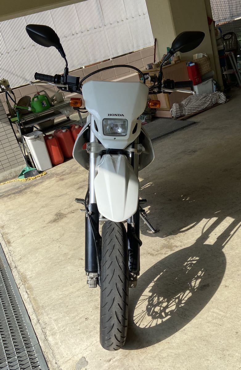 XR400モタード エンジン始動動画 ホンダ HONDA 白&frasl;赤 車検残R8&frasl;1月 名変で รายละเอียดสินค้าของXR400モタード☆美車☆車検残(R7年4月まで)・乗っ 公式通販 ND08 和歌山県橋本市からの出品です 2005年式 Yahoo!オークション - ＮＤ０８ ＮＳＲお探しの方も