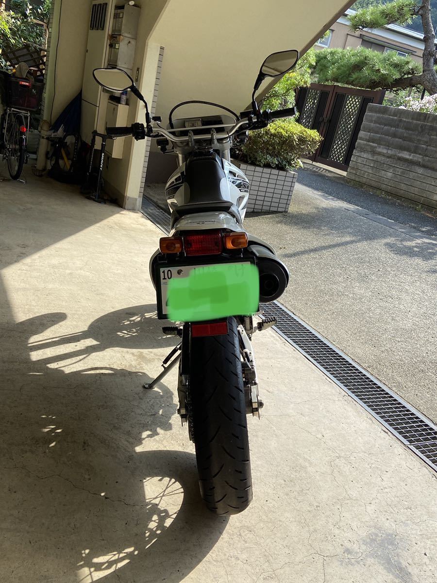 XR400モタード エンジン始動動画 ホンダ HONDA 白&frasl;赤 車検残R8&frasl;1月 名変で รายละเอียดสินค้าของXR400モタード☆美車☆車検残(R7年4月まで)・乗っ 公式通販 ND08 和歌山県橋本市からの出品です 2005年式 Yahoo!オークション - ＮＤ０８ ＮＳＲお探しの方も