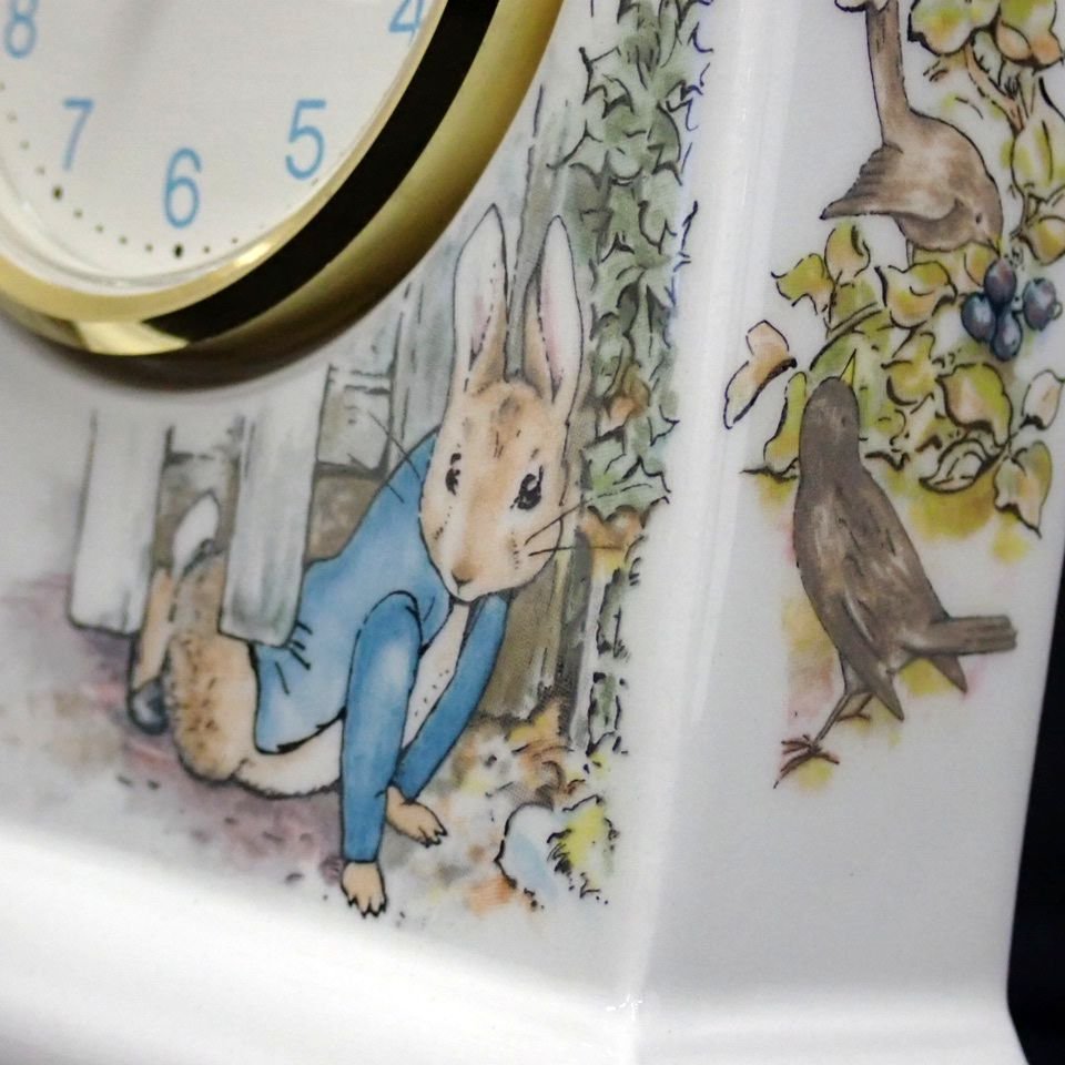 ☆WEDGWOOD/ウェッジウッド ピーターラビット 置時計/陶器製/ドーム