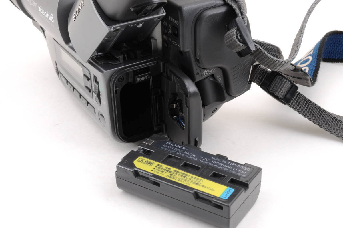 キラ28]動作品 ソニー Hi8ビデオカメラ CCD-TR3000 8mm Video8 SONY