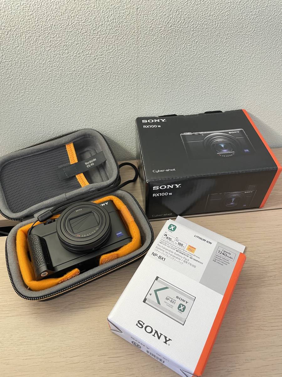 ☆Sony RX100m7 マーク7☆純正バッテリー、グリップ、ケース他 