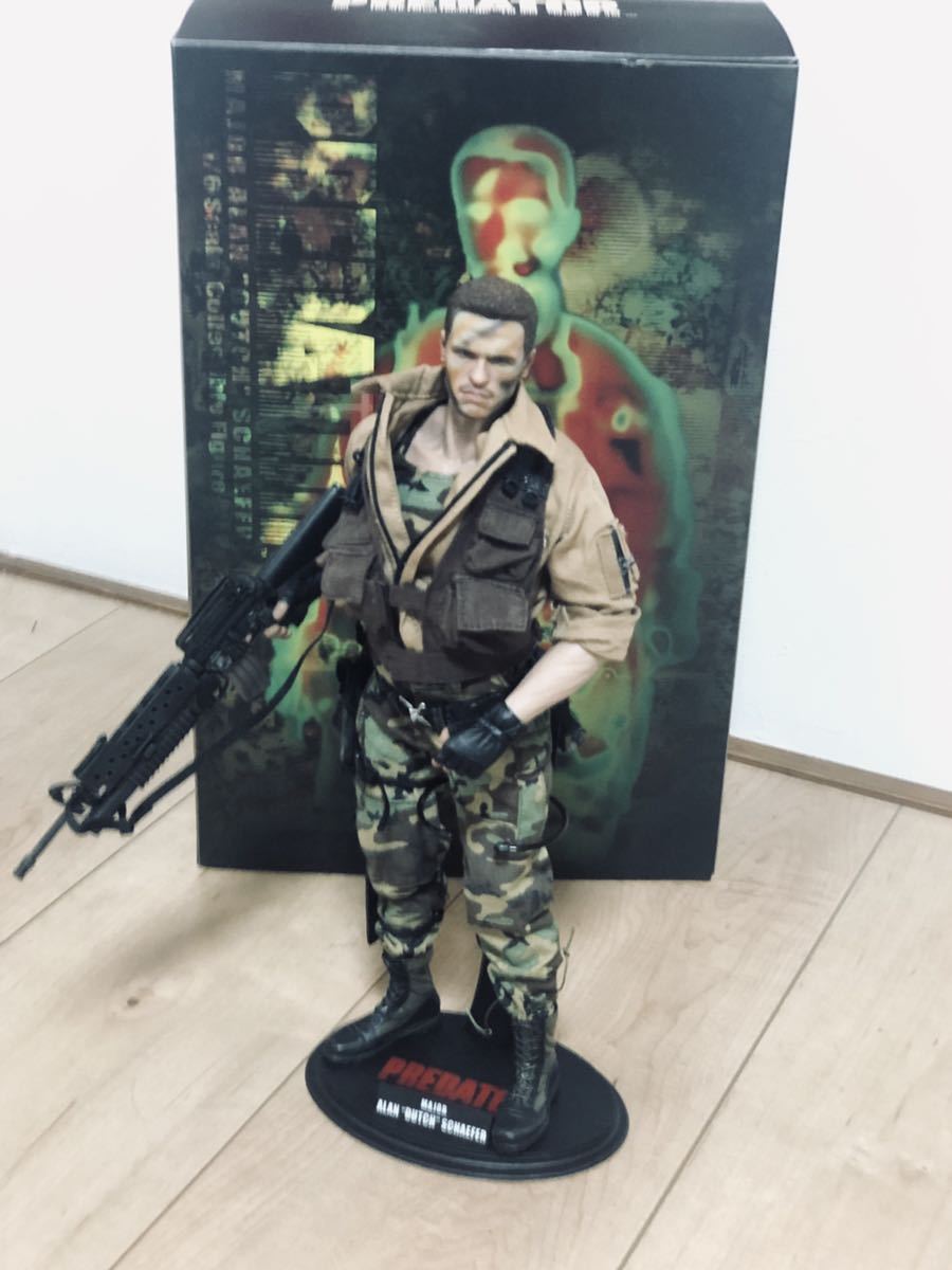 Hottoys PREDATOR プレデター ダッチ ホットトイズ ムービー