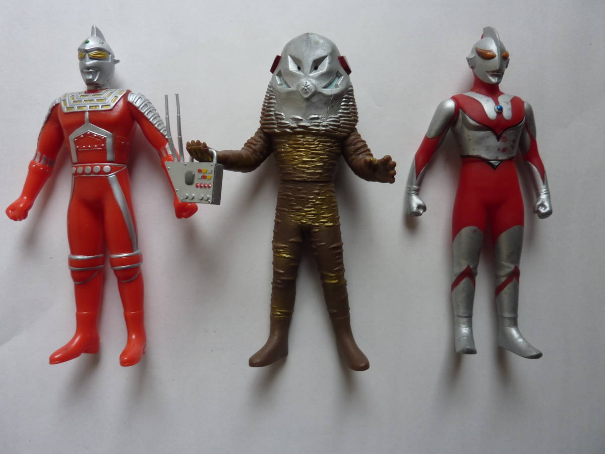 ザラブ星人＆ニセウルトラマンニセウルトラセブンイーヴィルティガニセ 