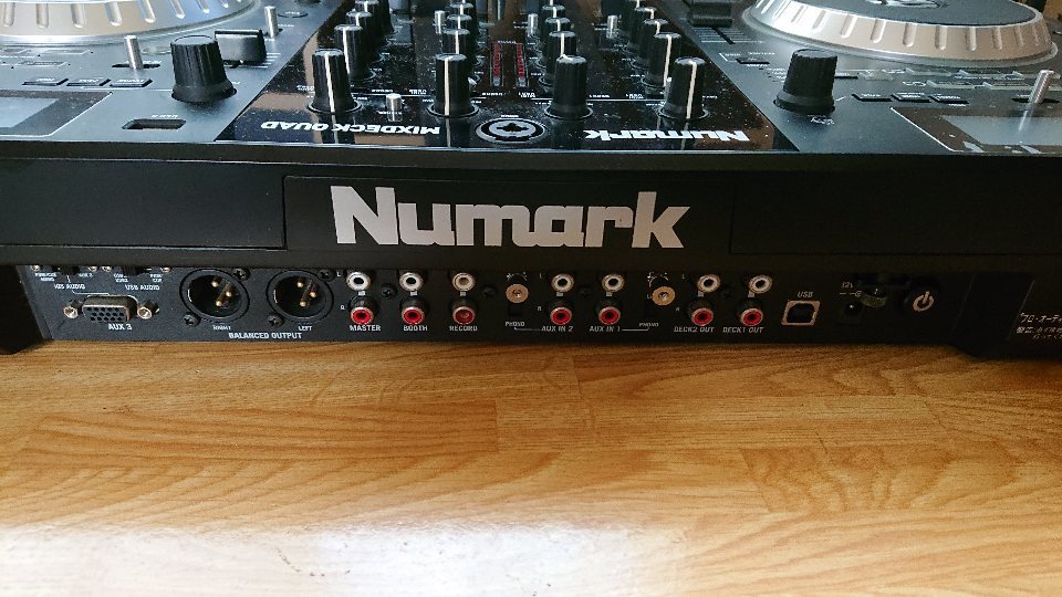 Numark Quad DJ Mixdeck MIXDECK | DJコントローラー - QUAD System