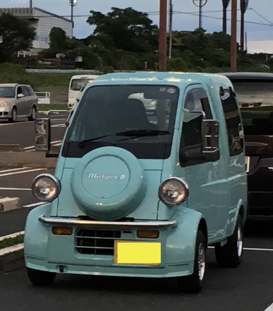 ミゼットII ダイハツ カーゴR 0 Type カーゴ 前期型ダイハツ カーゴDタイプ&frasl;カーゴRタイプ 概要解説 LV－N362a (エメラルドグリーン) 1 LV－N362b オプション装着車(黄) カーゴＤタイプ 同じクルマ6台目でたどり着いた“理想の1台”。2001年式ダイハツ