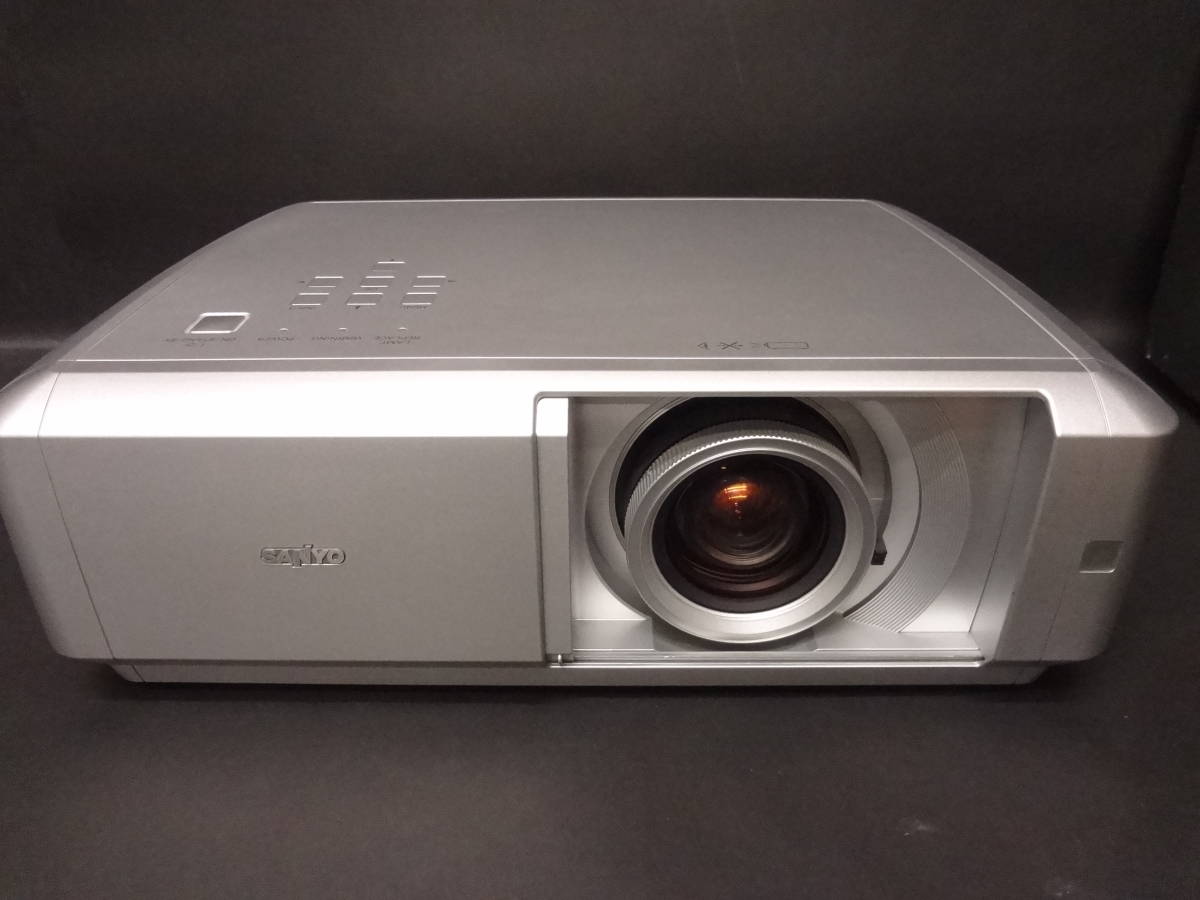 SANYO LP-Z5 液晶プロジェクター HDMI×2 動作確認済 SANYO 液晶プロジェクター LP-Z5 HDMI対応 映像機器 家電、AV、カメラ