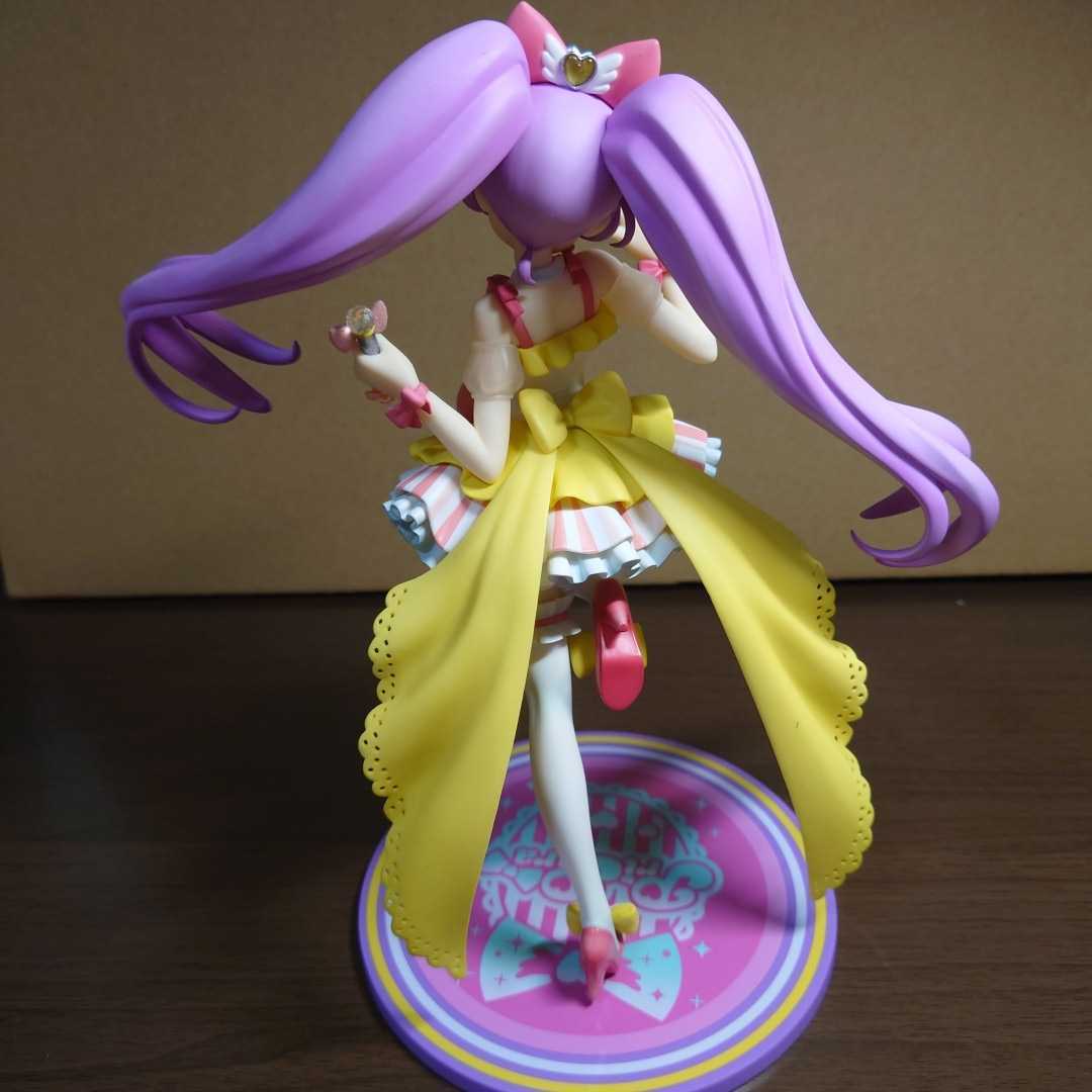 C14 真中らぁら かしこまVer. 1/7 完成品フィギュア GOODSMILE ONLINE