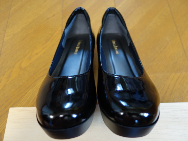 ◎Hills Avenue ヒルズアベニュー★パンプス★24.5ｃｍ★黒エナメル★7801 パンプス 本革 黒パンプス 星柄 ヒルズアヴェニュー レザー軽量