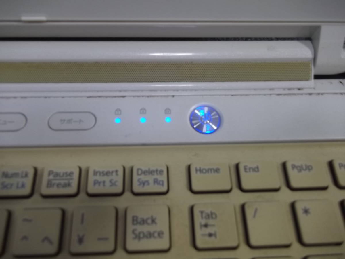 富士通 FUJITSU LIFEBOOK AH77/G Blu-ray-15インチ-OS無-動作未確認-AC