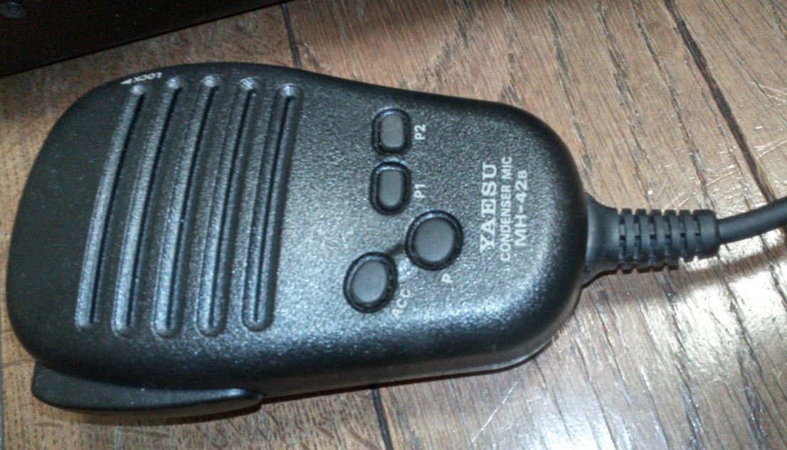 YAESU FT-100 ヤエス Yaesu 八重洲 無線機 八重洲無線 アマチュア トランシーバー Yahoo HF⁄50Mhz FT-2000 中古 100w - Yaesuの