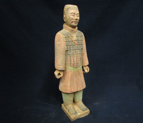 中国漢時代 鎧を付け兜帽を被る 灰陶加彩 武人俑 検 中国美術中国古玩