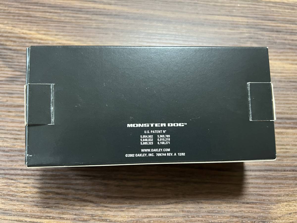 美品】OAKLEY MONSTER DOG 色：Cinder Red レンズ：Black Irid 