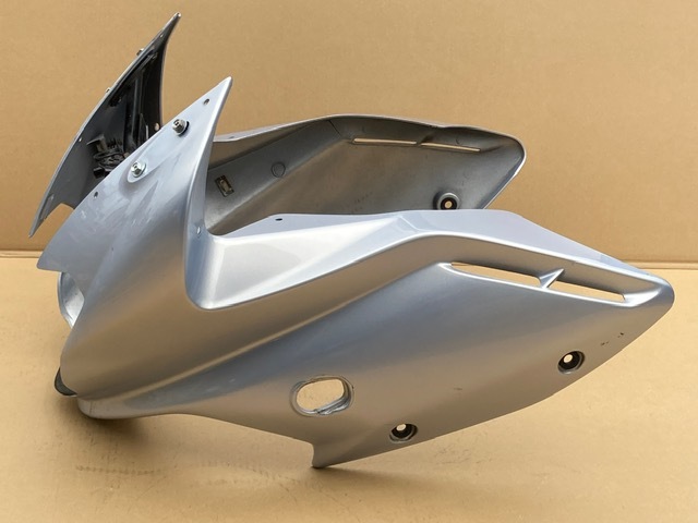 ゼファー400 BEET ハイマウント付きテールカウル