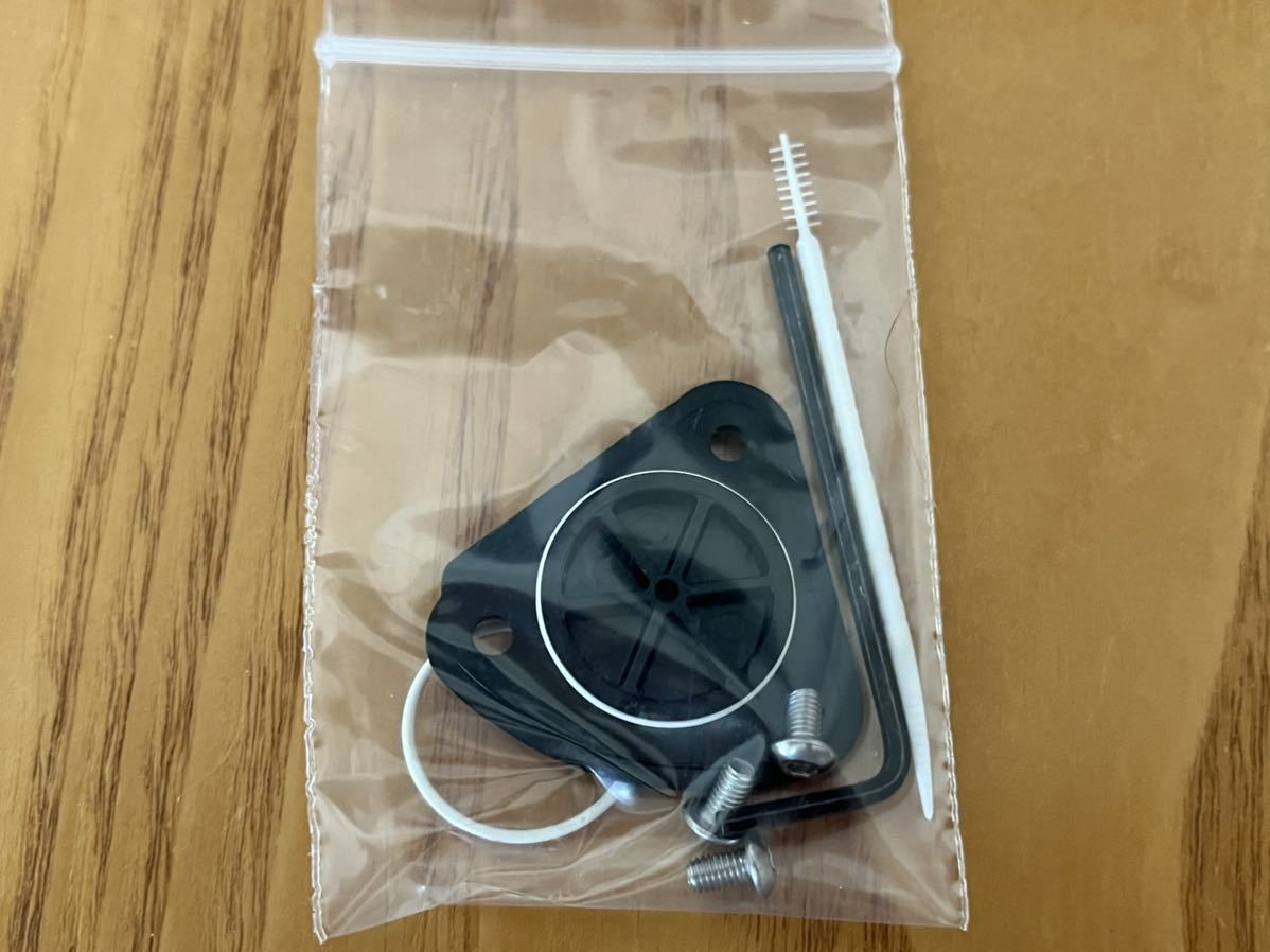 4iiii フォーアイ◇PRECISIONパワーメーター リペアバッテリーキャップ