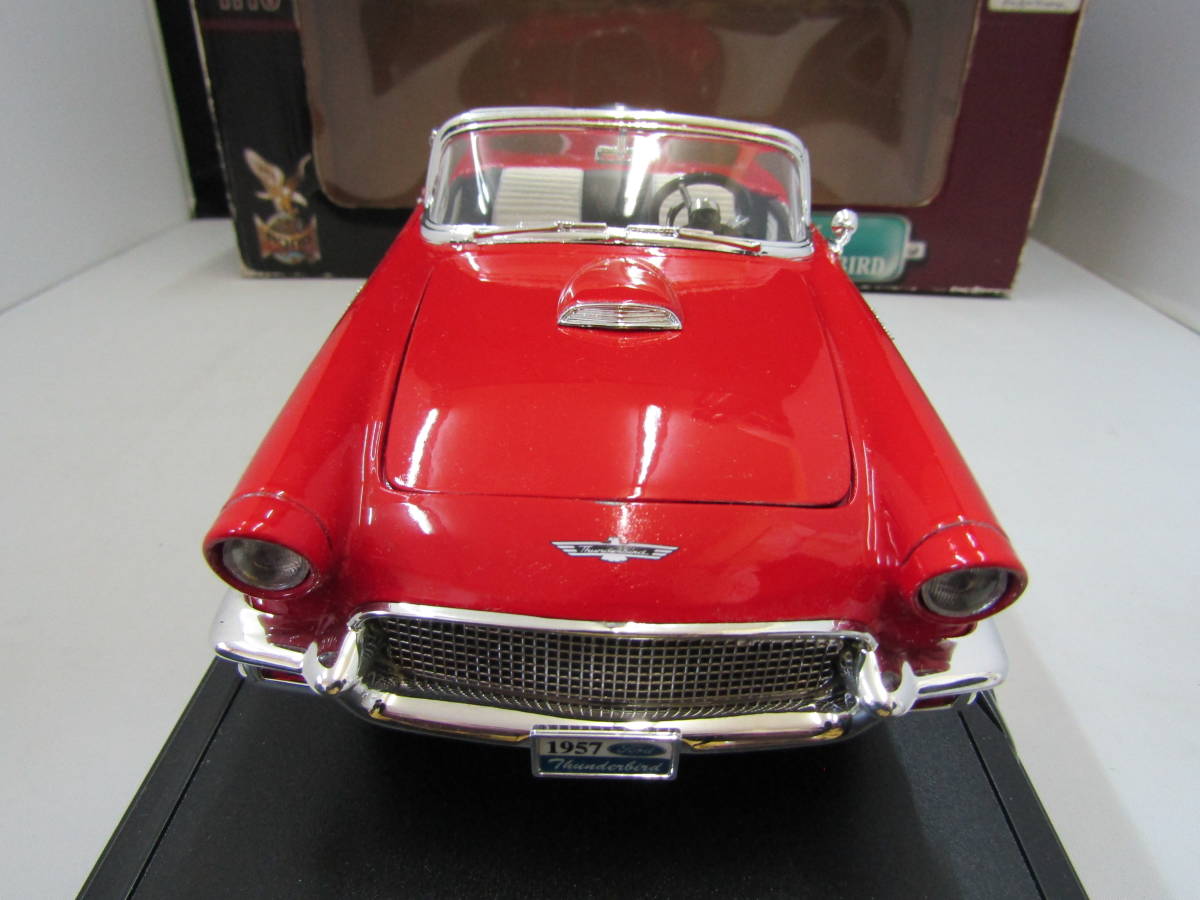 Road Signature フォード サンダーバード 1957 1/18 FORD THUNDERBIRD 