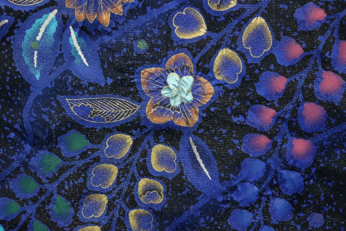 正絹 着物 振袖 豪華な辻が花の 絞り模様 金通し 成人式 ☆いろどり☆