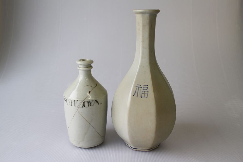 【最新作，定番人気】 蔵出し コンプラ瓶 JAPANSCHZOU 福寿 白磁面取花器 2点セット 江戸後期 アンティーク 時代骨董 B672(その他)｜売買されたオークション情報、yahooの商品情報をアーカイブ公開 - オークファン 陶磁一般