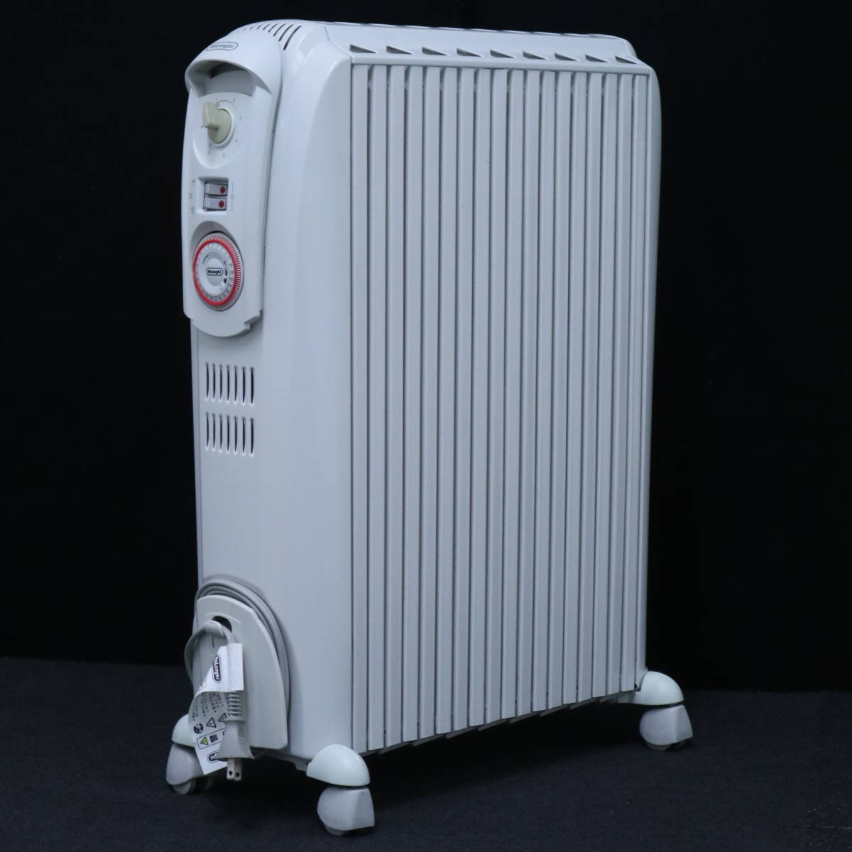 【大人気，セール】 あ=B0518ax. Delonghi デロンギ オイルヒーター D091549ECF 1500W(オイルヒーター)｜売買されたオークション情報、yahooの商品情報をアーカイブ公開 - オークファン オイルヒーター