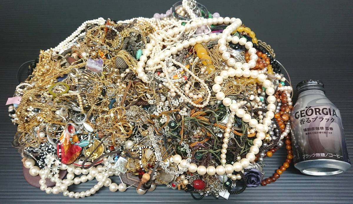 M11/大量/重量7kg【アクセサリーまとめ】ゴールド・シルバーカラー