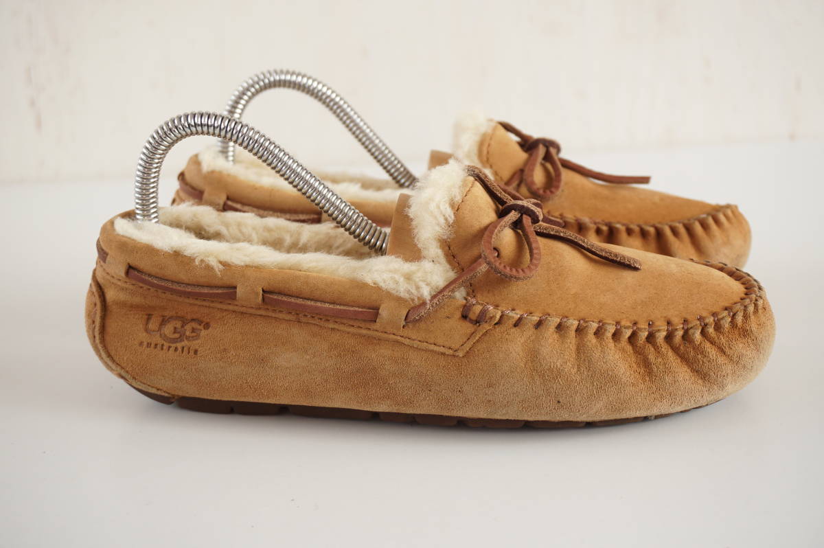 新品 UGG アグ ダコタ dakota 5612 モカシン シューズ ブーツ UGG