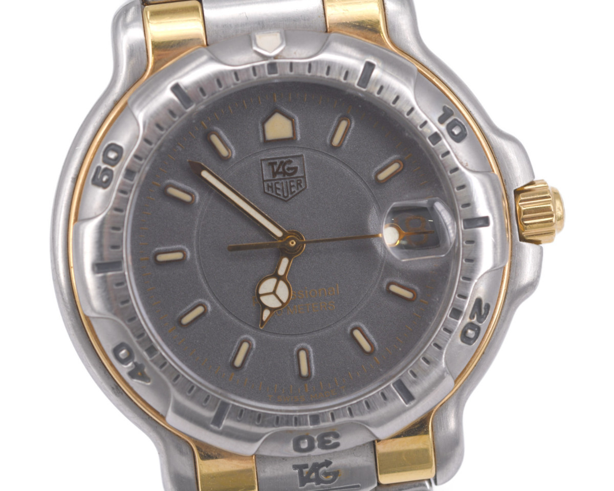 中古品] 稼働品TAG Heuerタグホイヤー プロフェッショナル 200m
