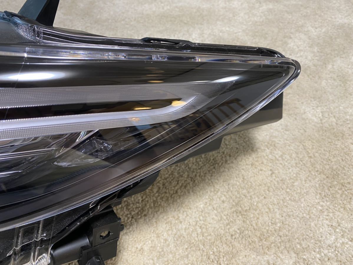 マツダCX-8.CX-5共通 左ヘッドライトユニット中古LED マツダ 左 cx-8