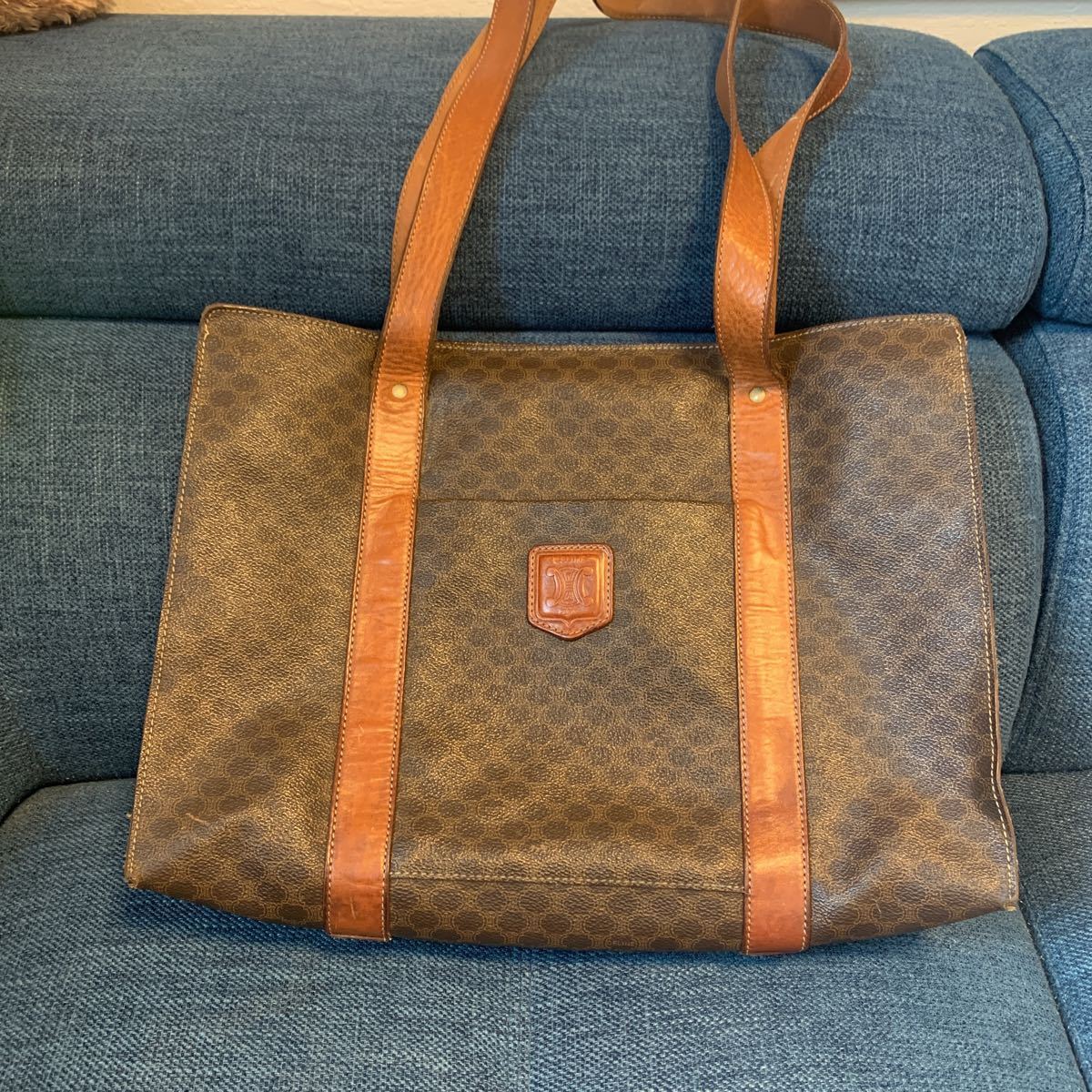 【驚きの破格値，本物保証】 セリーヌ CELINE マカダム 柄 トートバッグ ショルダーバッグ ハンドバッグ 肩掛け PVC ヴィンテージ 大容量(トートバッグ)｜売買されたオークション情報、yahooの商品情報をアーカイブ公開 - かばん、バッグ