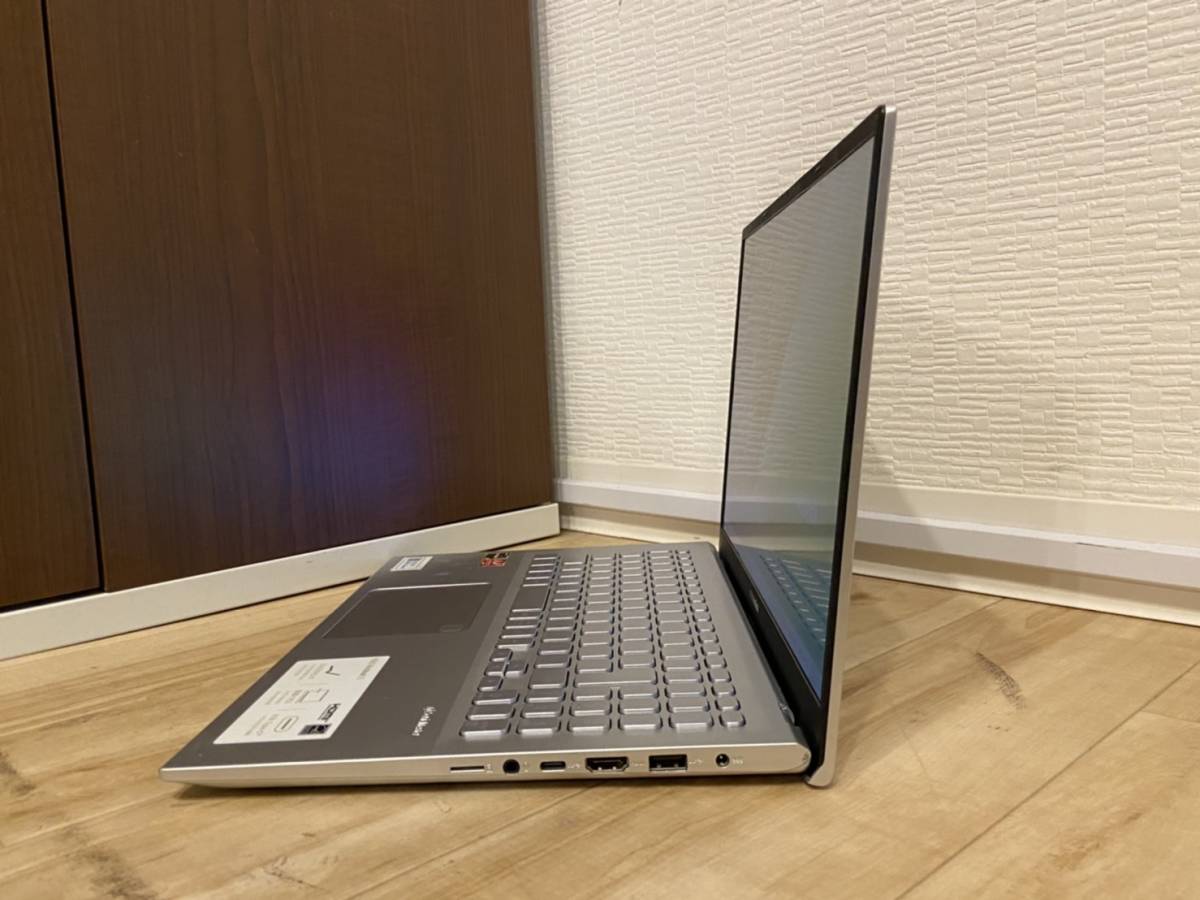 ASUS エイスース VivoBook 15 X512D AMD Ryzen7 3700U 8GB Win10