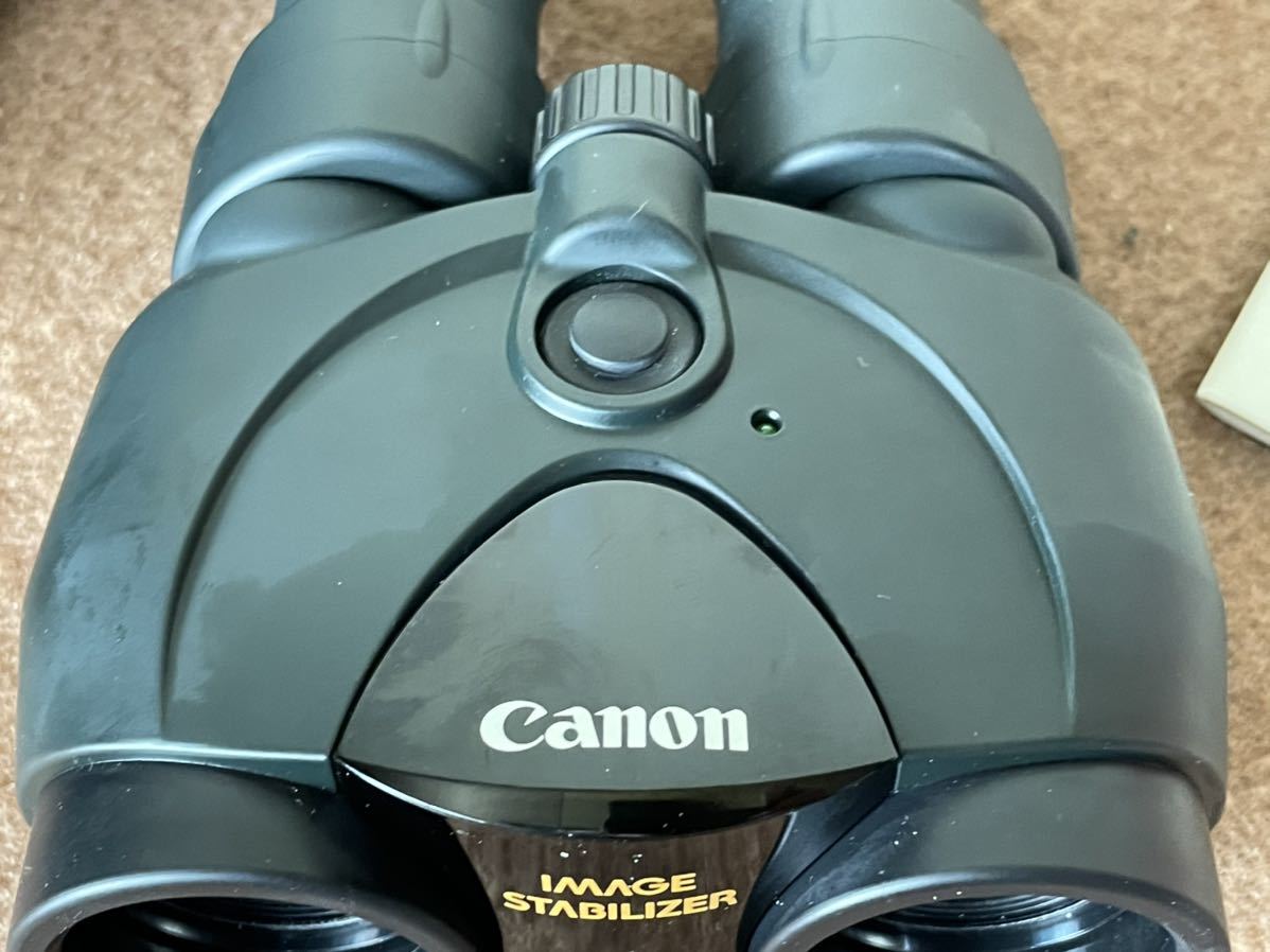 ジャンク品】Canon 防振双眼鏡 10×30 IS II（Canon（その他）のフリマ 