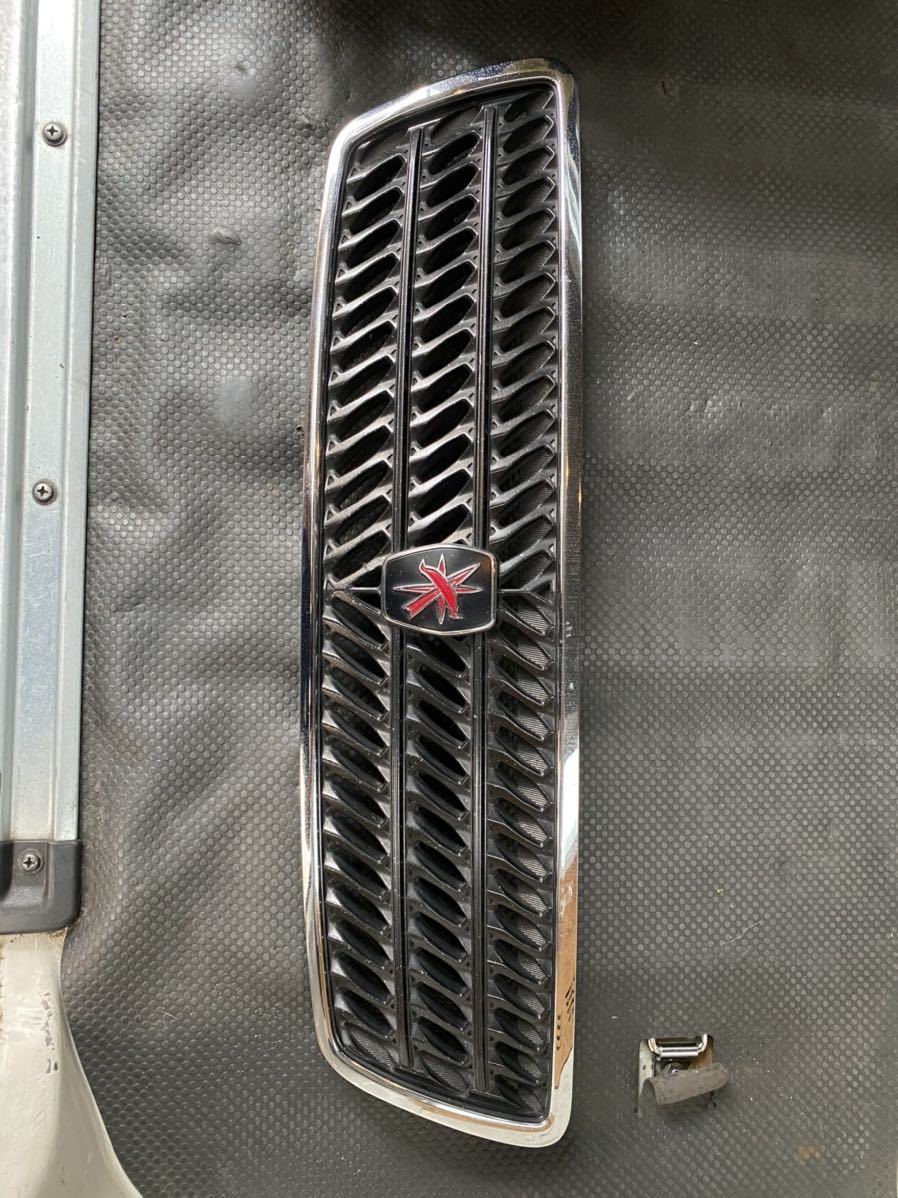 【本物保証，100%新品】 JZX100 チェイサー フロントグリル 後期 ツアラーV 純正 取り付け折れ無し(フロント)｜売買されたオークション情報、yahooの商品情報をアーカイブ公開 - オークファン トヨタ用