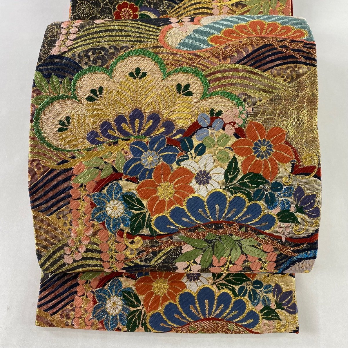大得価，正規品 競ナビ 袋帯 秀品 花散らし老松紋 金糸 箔 赤 全通 正絹(仕立て上がり)｜売買されたオークション情報、yahooの商品情報をアーカイブ公開 - オークファン 仕立て上がり
