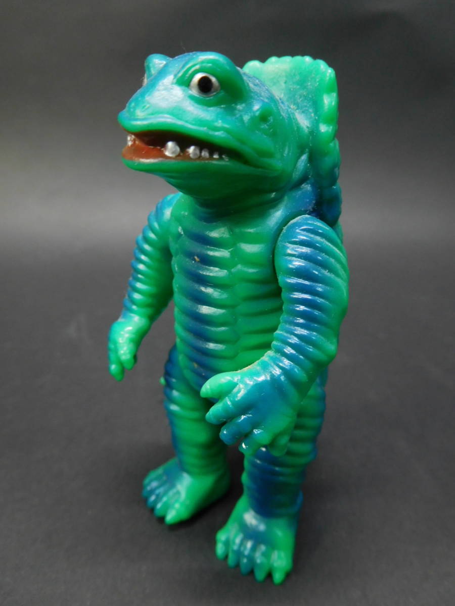 毒ガス怪獣 ケムラー ウルトラマン ブルマァク魂 ソフトビニール人形