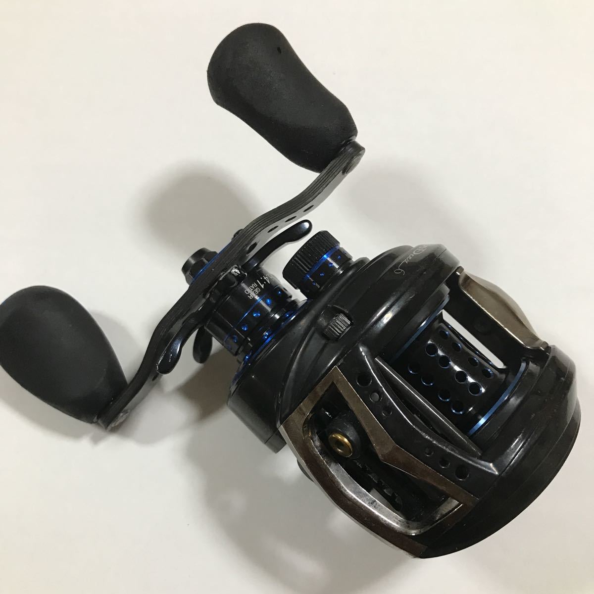 レボ DEEZ6 ディーズ6 右ハンドル ネオジム7個 改造品 アブガルシア