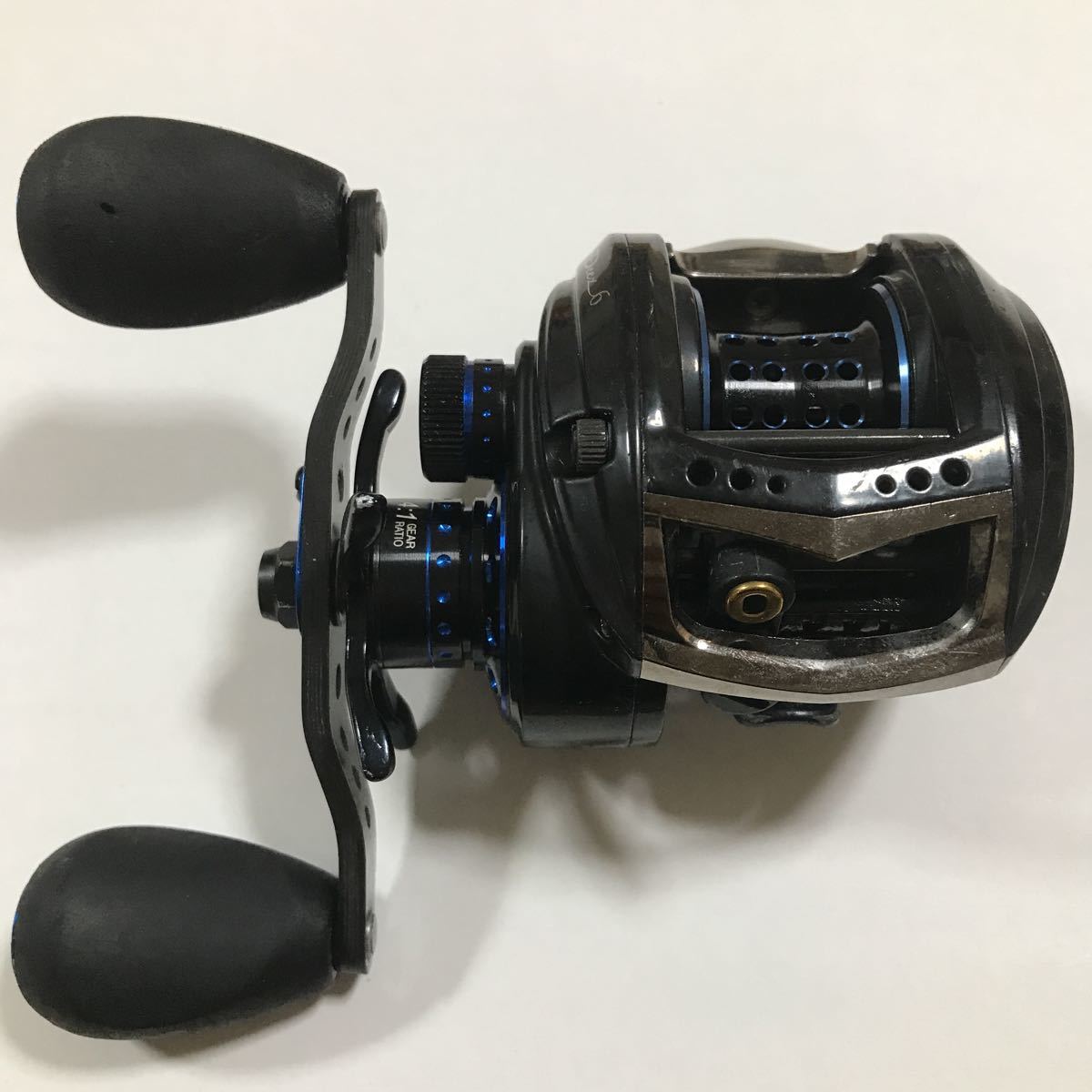 レボ DEEZ6 ディーズ6 右ハンドル ネオジム7個 改造品 アブガルシア