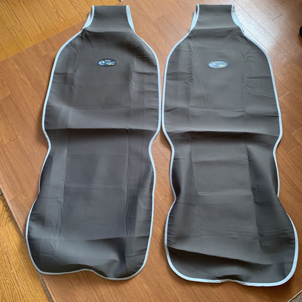 ランドクルーザー プラド LAND CRUISER PRADO シートエプロン2枚  