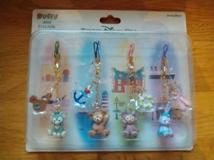 東京ディズニーシー ストラップの値段と価格推移は 284件の売買情報を集計した東京ディズニーシー ストラップの価格や価値の推移データを公開
