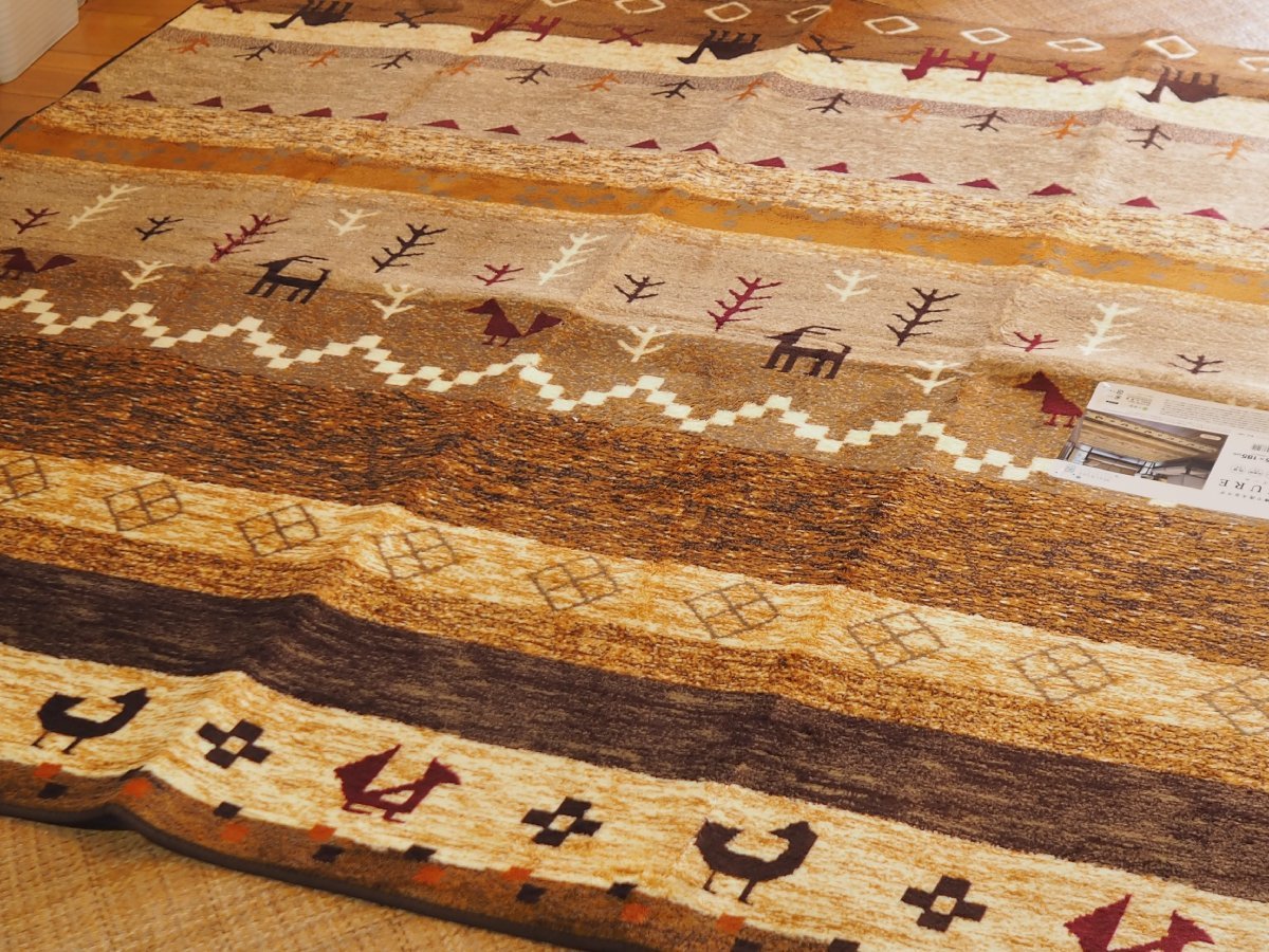 値下げ人気柄　ギャベ柄センターラグ200×250 長方形　ベージュ