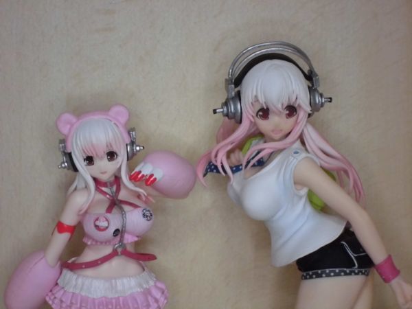  Y 箱無し すーぱーそに子 ２体セット レースクイーンフィギュア 生活密着取材 スペシャルフィギュア(すーぱーそに子)｜売買されたオークション情報、yahooの商品情報をアーカイブ公開 - オ すーぱーそに子